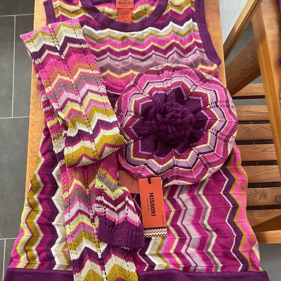 Missoni Top, Beret & Scarf